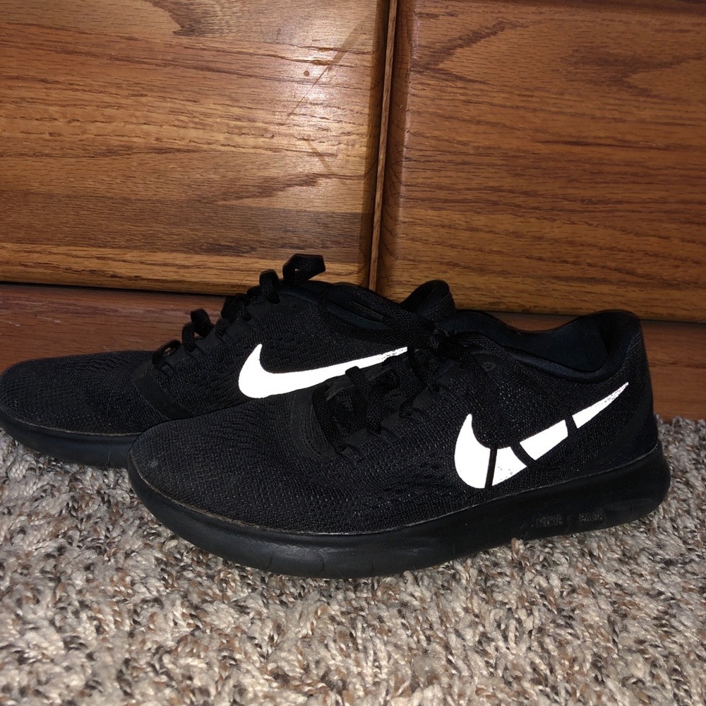 nike free runs